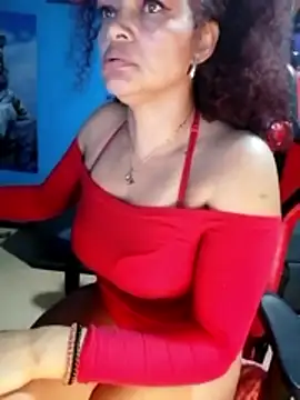 Snapshot of Helensex1 chatting on 02/20/26, 01:57 Helensex1 online show from 02/20/26, 01:57