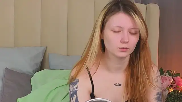 AlyssFrost online show from 05/21/26, 02:07