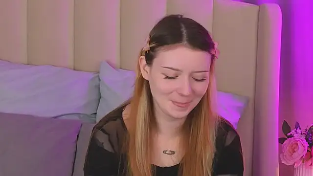 AlyssFrost online show from 06/30/26, 02:56