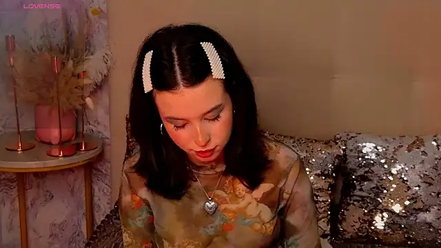 LanaLedger online show from 07/28/26, 02:13