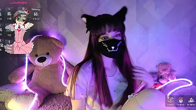 llonaMask online show from 03/01/26, 03:30