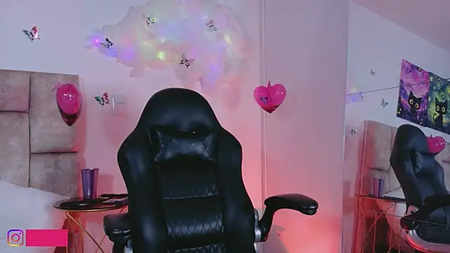 MiiaBlumm  online show from 03/19/26, 05:39