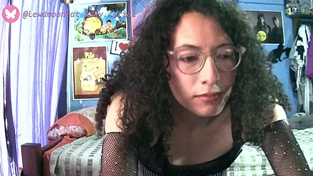 lewd mooncat online show from 04/15/26, 10:10