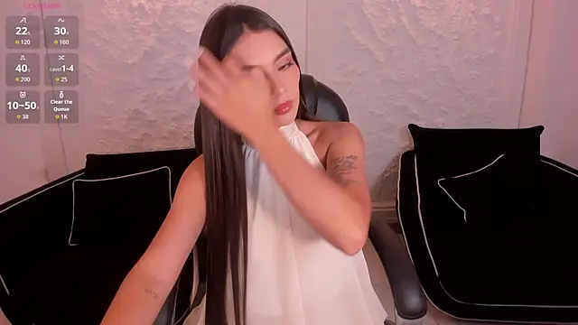 JulietteMoreau online show from 04/01/26, 08:06