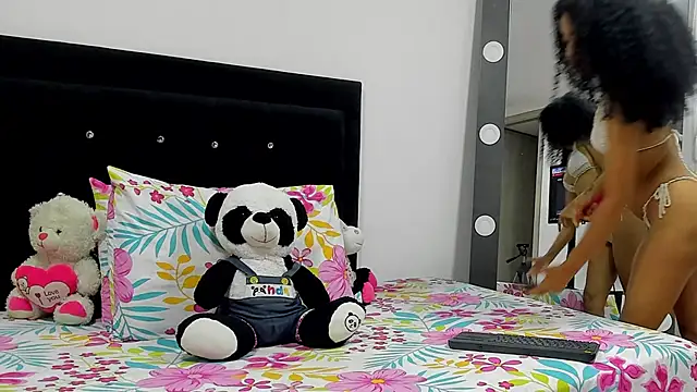 Snapshot of DanielaWane chatting on 02/26/26, 11:37 DanielaWane online show from 02/26/26, 11:37