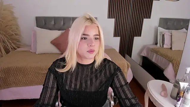 Snapshot of BarbieHannaB_ chatting on 02/19/26, 06:59 BarbieHannaB online show from 02/19/26, 06:59