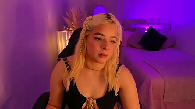 Snapshot of BarbieHannaB_ chatting on 02/26/26, 07:02 BarbieHannaB online show from 02/26/26, 07:02