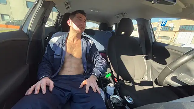 Snapshot of Pervert898 chatting on 02/15/26, 01:09 Pervert898 online show from 02/15/26, 01:09