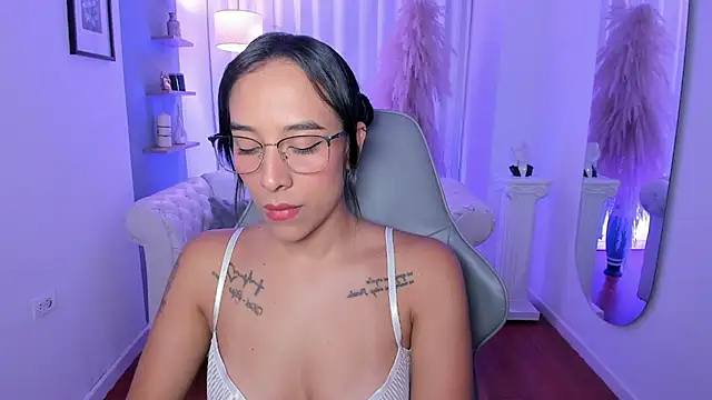 saori katsumi  online show from 04/10/26, 11:26