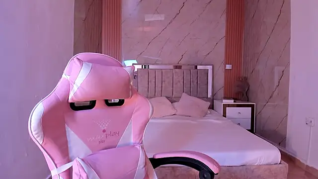 Snapshot of your_whore_Salome chatting on 02/27/26, 06:52 your whore Salome online show from 02/27/26, 06:52