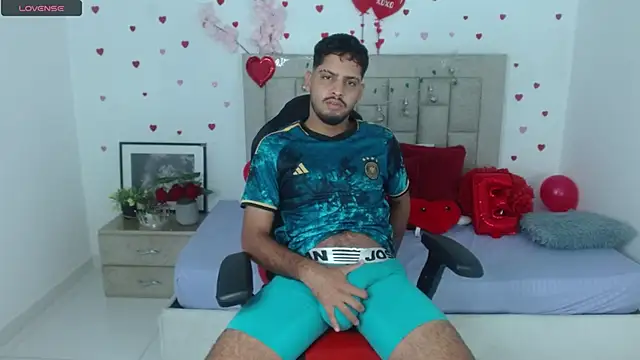 mister fox723 online show from 02/23/26, 05:16