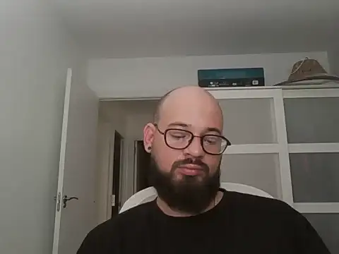 lachy2410 online show from 07/14/26, 09:36