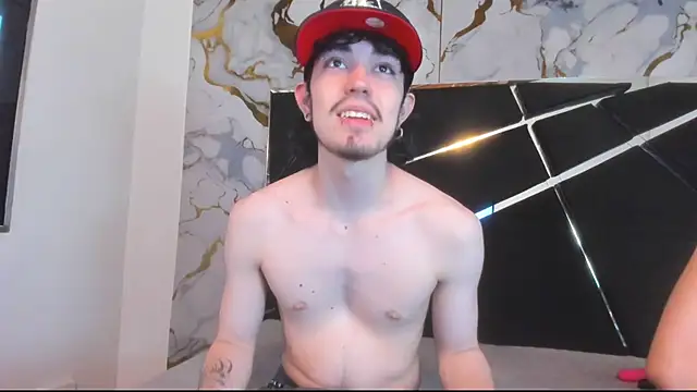 Couple In Heat online show from 03/19/26, 07:40