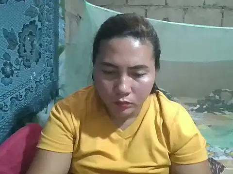 Snapshot of lady_hermosa00 chatting on 02/26/26, 06:12 lady hermosa00 online show from 02/26/26, 06:12