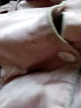 Snapshot of Baby_flower_1 chatting on 03/02/26, 09:05 Baby flower 1 online show from 03/02/26, 09:05