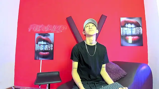 BOYS PLAY online show from 03/12/26, 01:17