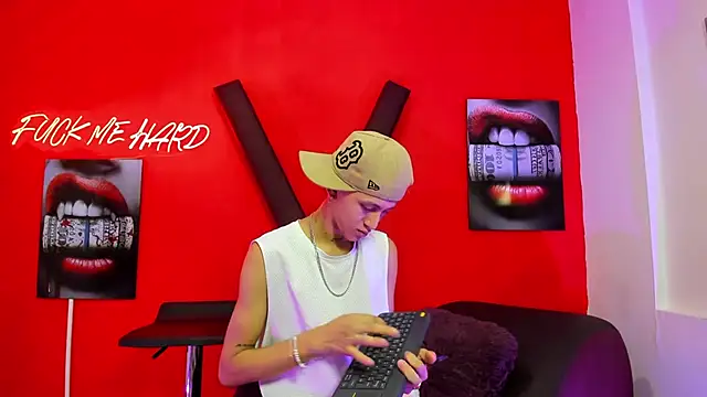 BOYS PLAY online show from 03/24/26, 07:13