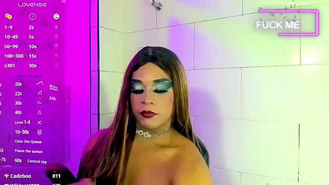 Snapshot of cristal_villael_ chatting on 02/17/26, 11:50 cristal villael online show from 02/17/26, 11:50