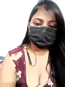 Snapshot of sexxy_bhabi chatting on 05/05/26, 10:23 sexxy bhabi online show from 05/05/26, 10:23