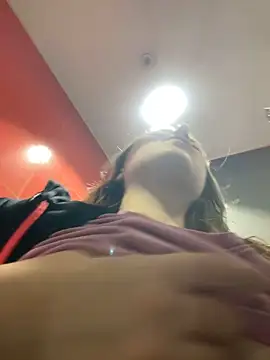 Snapshot of kate_nicepops999114 chatting on 03/02/26, 08:10 kate nicepops999114 online show from 03/02/26, 08:10