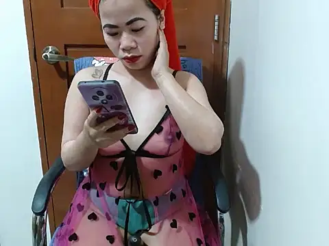 Petite Jeramae22 online show from 08/03/26, 02:32