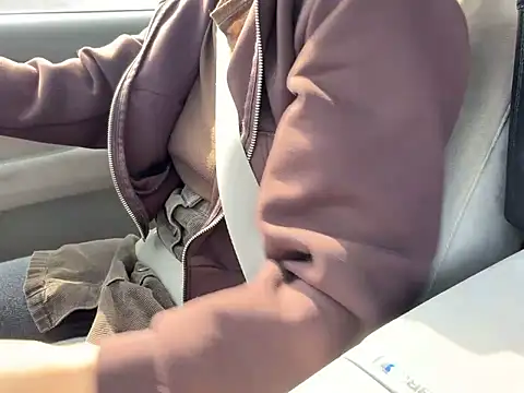 Mahirun6868 online show from 03/18/26, 04:26