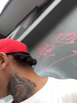 Snapshot of Maxtor_ chatting on 02/25/26, 11:42 Maxtor online show from 02/25/26, 11:42