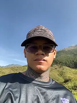 Snapshot of Maxtor_ chatting on 03/01/26, 01:35 Maxtor online show from 03/01/26, 01:35