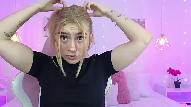 Emma softt online show from 04/08/26, 05:51