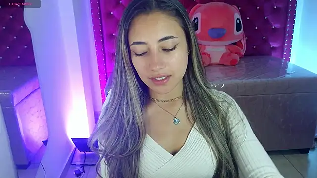 Snapshot of amy_ker_m chatting on 02/24/26, 09:02 amy ker m online show from 02/24/26, 09:02