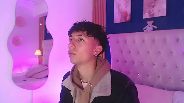 Aiden Rivers  online show from 04/08/26, 12:49