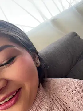 Aylin fire online show from 03/15/26, 02:56