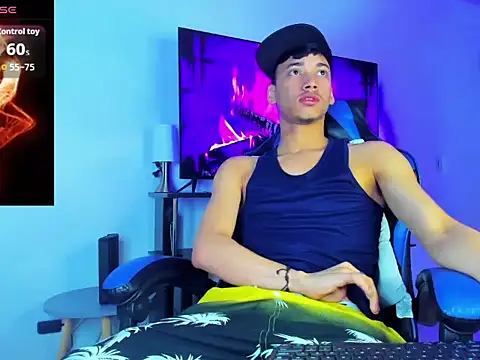 Lyam Russo online show from 03/28/26, 06:13