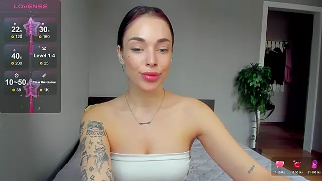 milkbrownn online show from 04/11/26, 03:22