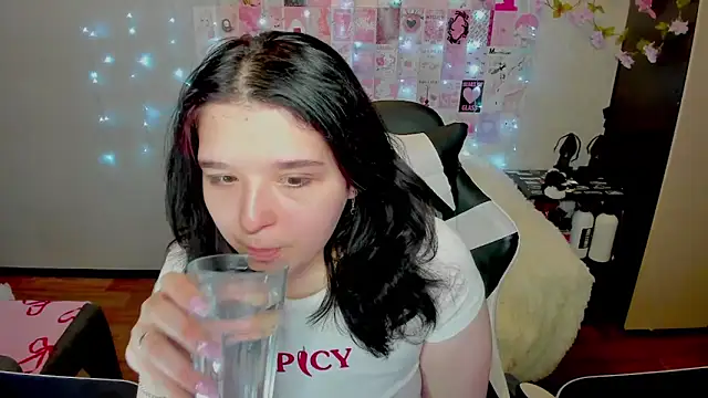 Snapshot of Kate_Acid chatting on 02/18/26, 12:28 Kate Acid online show from 02/18/26, 12:28