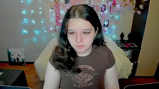 Snapshot of Kate_Acid chatting on 04/20/26, 11:39 Kate Acid online show from 04/20/26, 11:39