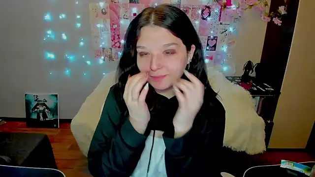 Snapshot of Kate_Acid chatting on 04/27/26, 11:36 Kate Acid online show from 04/27/26, 11:36