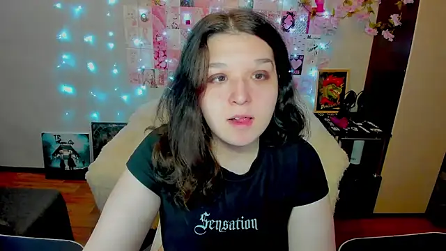 Snapshot of Kate_Acid chatting on 05/08/26, 11:43 Kate Acid online show from 05/08/26, 11:43