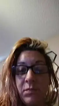 MissBella0969 online show from 05/05/26, 02:03
