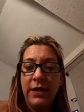 MissBella0969 online show from 05/07/26, 04:29