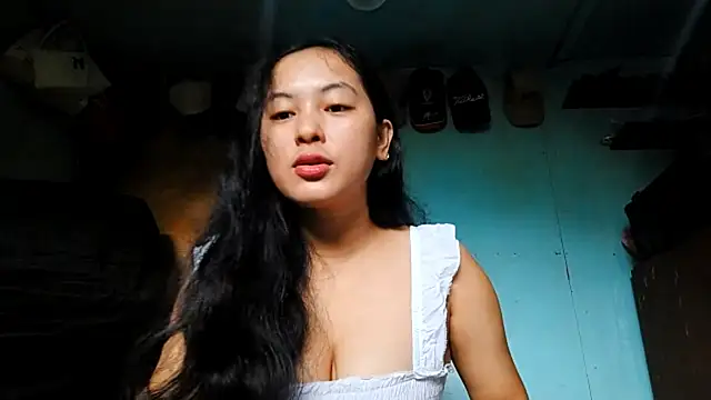 Snapshot of Mitchy272727 chatting on 03/03/26, 05:46 Mitchy272727 online show from 03/03/26, 05:46