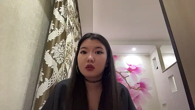 Snapshot of MaeRaads chatting on 02/25/26, 03:21 MaeRaads online show from 02/25/26, 03:21