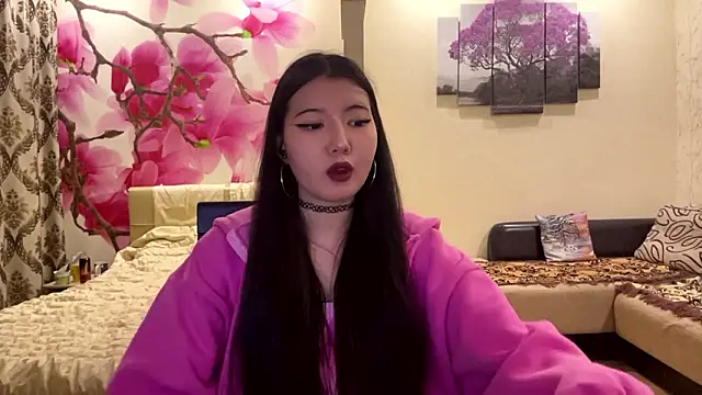 MaeRaads online show from 03/03/26, 06:47