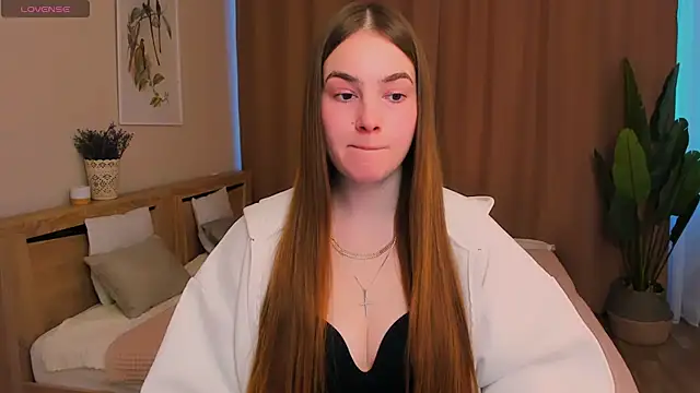 Snapshot of Maddy_Wood_ chatting on 02/18/26, 08:54 Maddy Wood online show from 02/18/26, 08:54