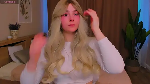 Snapshot of Maddy_Wood_ chatting on 02/20/26, 03:12 Maddy Wood online show from 02/20/26, 03:12