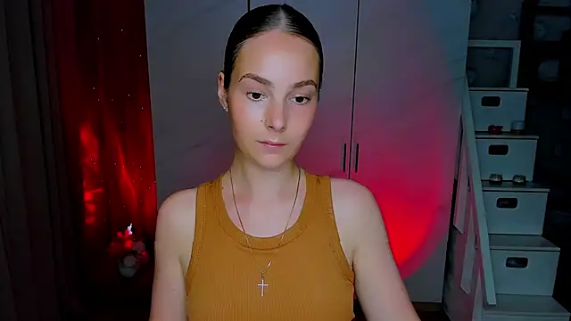 Maddy Wood  online show from 07/11/26, 04:21