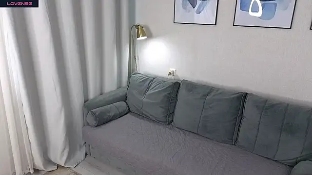 AshleyyJones online show from 05/18/26, 02:12