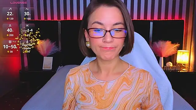 Snapshot of GracefulMichelle chatting on 06/09/26, 01:28 GracefulMichelle online show from 06/09/26, 01:28