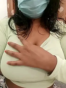 Snapshot of NISHHAA chatting on 02/27/26, 10:43 NISHHAA online show from 02/27/26, 10:43