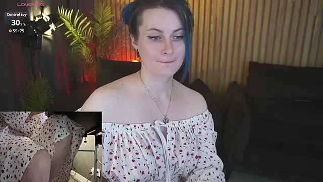 AlisaGracee online show from 05/15/26, 12:45